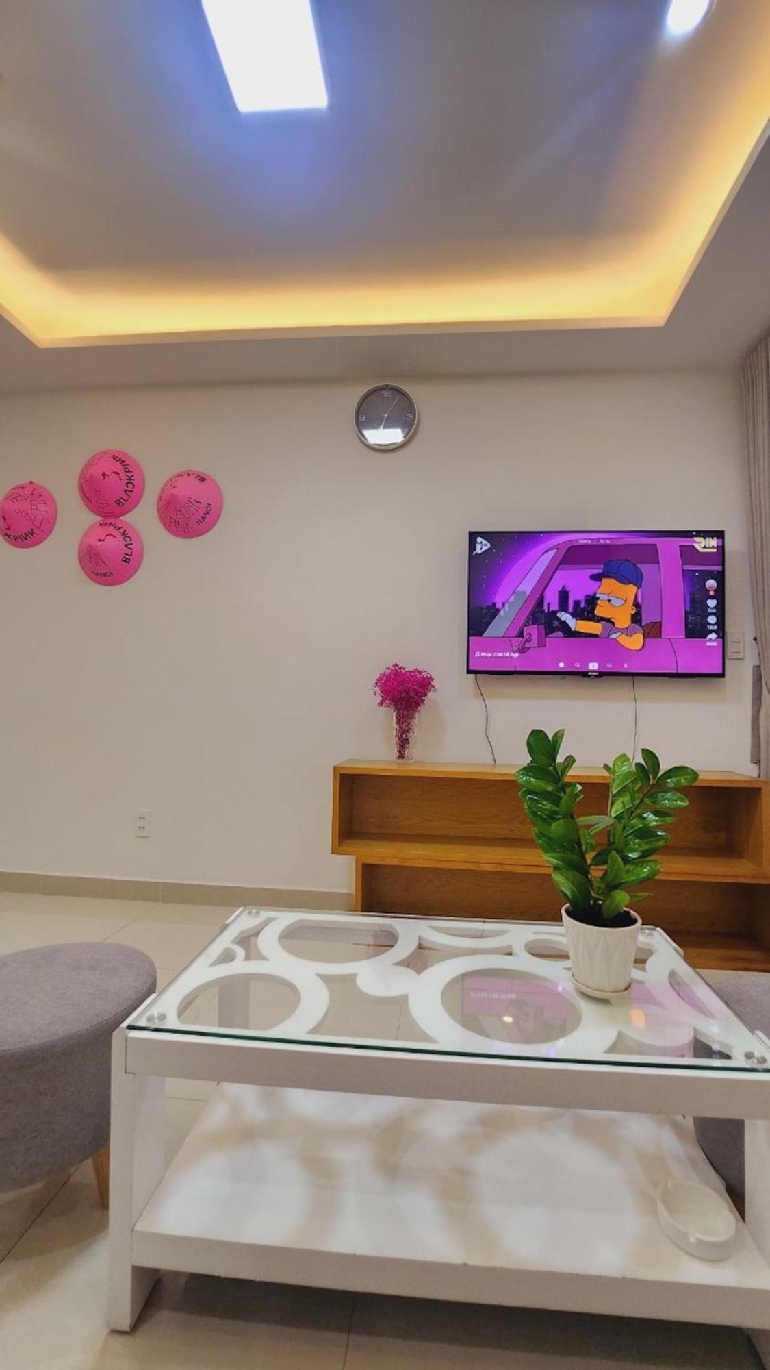 Michael Apartment Scenic Valley Хошимин Экстерьер фото